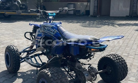 Comprar Usado Yamaha YFZ Azul Moto em Moçambique em Nampula Comprar Usado Yamaha YFZ Azul Moto em Moçambique em Nampula