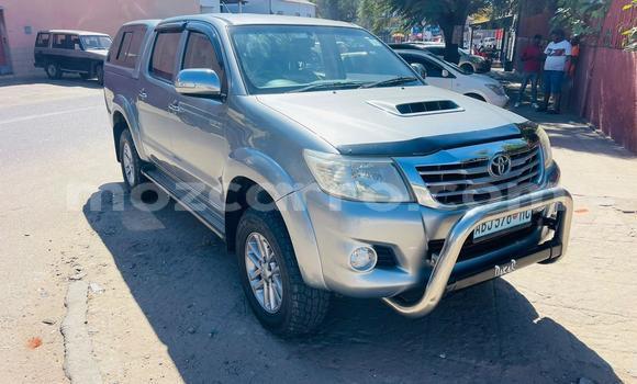 Tenga Tsaru Toyota Hilux Zvimwe Mota in Maputo in Maputo Tenga Tsaru Toyota Hilux Zvimwe Mota in Maputo in Maputo
