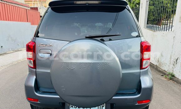 Comprar Usado Toyota RAV4 Prata Carro em Maputo em Maputo Comprar Usado Toyota RAV4 Prata Carro em Maputo em Maputo