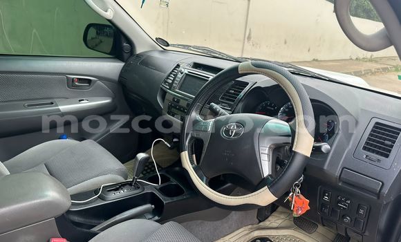 Tenga Tsaru Toyota Hilux Chena Mota in Maputo in Maputo Tenga Tsaru Toyota Hilux Chena Mota in Maputo in Maputo