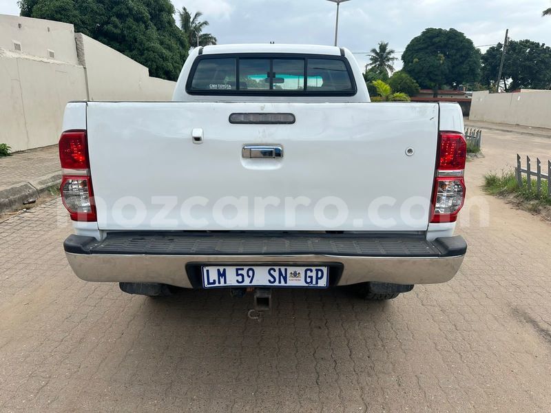 Big with watermark toyota hilux maputo maputo 23182