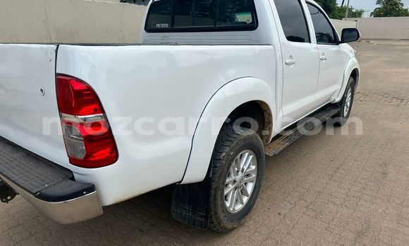 Tenga Tsaru Toyota Hilux Chena Mota in Maputo in Maputo Tenga Tsaru Toyota Hilux Chena Mota in Maputo in Maputo