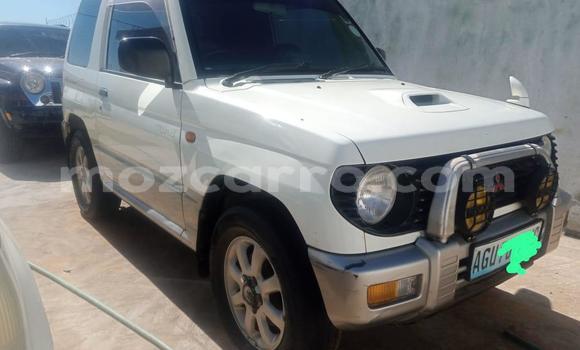 Buy Used Mitsubishi Pajero White Car in Maputo in Maputo