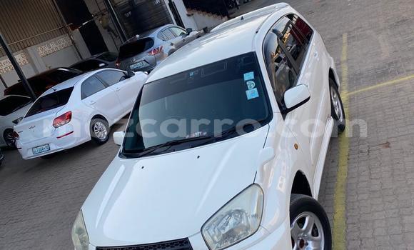 Comprar Usado Toyota RAV4 Branco Carro em Maputo em Maputo Comprar Usado Toyota RAV4 Branco Carro em Maputo em Maputo