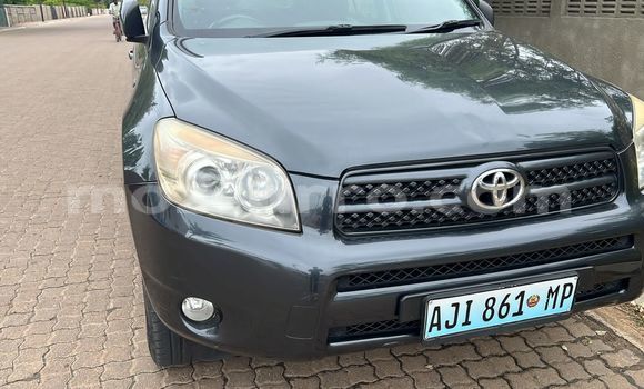 Nunua Ilio tumika Toyota RAV4 Nyingine Gari ndani ya Maputo nchini Maputo Nunua Ilio tumika Toyota RAV4 Nyingine Gari ndani ya Maputo nchini Maputo