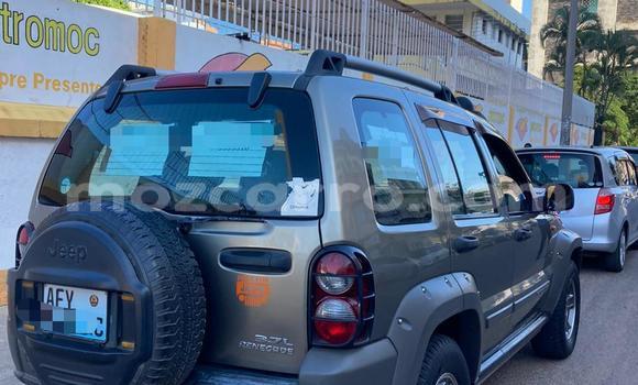 Tenga Tsaru Jeep Grand Cherokee Bhurawuni Mota in Maputo in Maputo Tenga Tsaru Jeep Grand Cherokee Bhurawuni Mota in Maputo in Maputo
