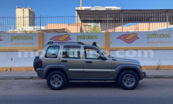 Tenga Tsaru Jeep Grand Cherokee Bhurawuni Mota in Maputo in Maputo Tenga Tsaru Jeep Grand Cherokee Bhurawuni Mota in Maputo in Maputo