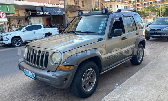 Tenga Tsaru Jeep Grand Cherokee Bhurawuni Mota in Maputo in Maputo Tenga Tsaru Jeep Grand Cherokee Bhurawuni Mota in Maputo in Maputo
