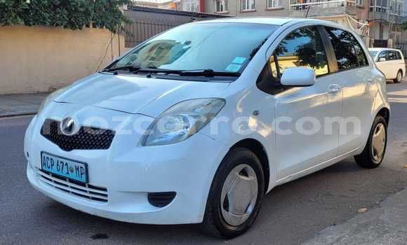Buy Used Toyota Vitz White Car in Maputo in Maputo Buy Used Toyota Vitz White Car in Maputo in Maputo