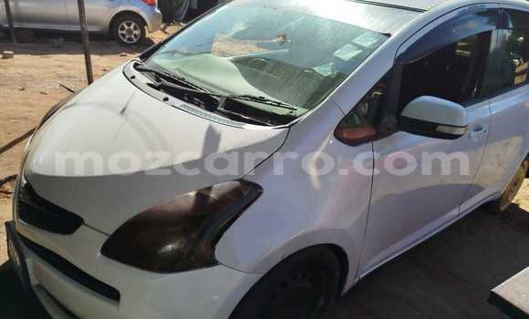 Nunua Ilio tumika Toyota Ractis Nyeupe Gari ndani ya Maputo nchini Maputo Nunua Ilio tumika Toyota Ractis Nyeupe Gari ndani ya Maputo nchini Maputo