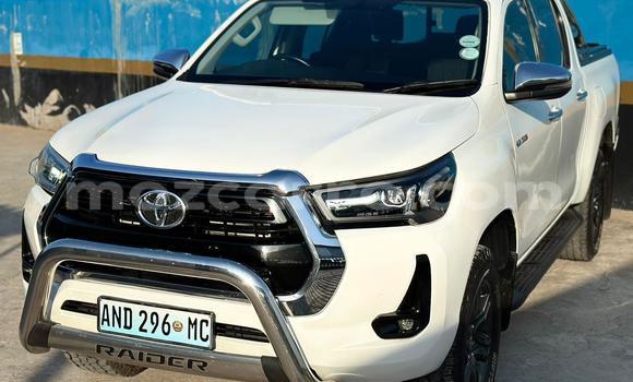Comprar Novo Toyota Hilux Branco Carro em Maputo em Maputo Comprar Novo Toyota Hilux Branco Carro em Maputo em Maputo