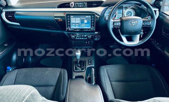Comprar Novo Toyota Hilux Branco Carro em Maputo em Maputo Comprar Novo Toyota Hilux Branco Carro em Maputo em Maputo