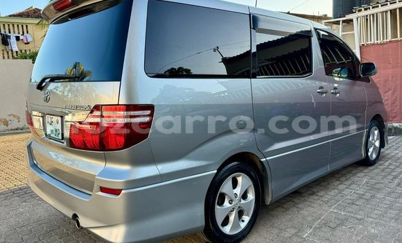 Comprar Usado Toyota Alphard Prata Carro em Maputo em Maputo Comprar Usado Toyota Alphard Prata Carro em Maputo em Maputo