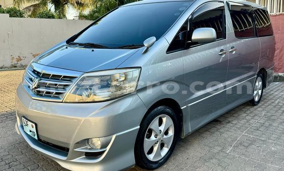 Comprar Usado Toyota Alphard Prata Carro em Maputo em Maputo Comprar Usado Toyota Alphard Prata Carro em Maputo em Maputo