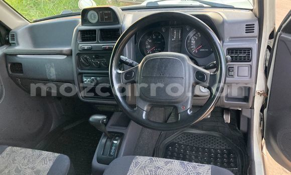 Tenga Tsaru Mitsubishi Pajero Chena Mota in Maputo in Maputo Tenga Tsaru Mitsubishi Pajero Chena Mota in Maputo in Maputo