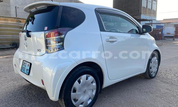 Nunua Ilio tumika Toyota iQ Nyeupe Gari ndani ya Maputo nchini Maputo Nunua Ilio tumika Toyota iQ Nyeupe Gari ndani ya Maputo nchini Maputo