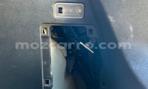 Nunua Ilio tumika Mazda Demio Brown Gari ndani ya Maputo nchini Maputo Nunua Ilio tumika Mazda Demio Brown Gari ndani ya Maputo nchini Maputo