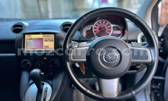 Nunua Ilio tumika Mazda Demio Brown Gari ndani ya Maputo nchini Maputo Nunua Ilio tumika Mazda Demio Brown Gari ndani ya Maputo nchini Maputo