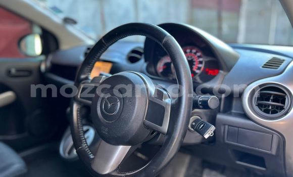 Nunua Ilio tumika Mazda Demio Brown Gari ndani ya Maputo nchini Maputo Nunua Ilio tumika Mazda Demio Brown Gari ndani ya Maputo nchini Maputo