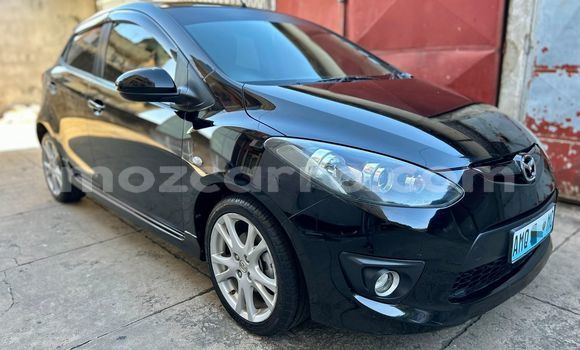 Nunua Ilio tumika Mazda Demio Brown Gari ndani ya Maputo nchini Maputo Nunua Ilio tumika Mazda Demio Brown Gari ndani ya Maputo nchini Maputo