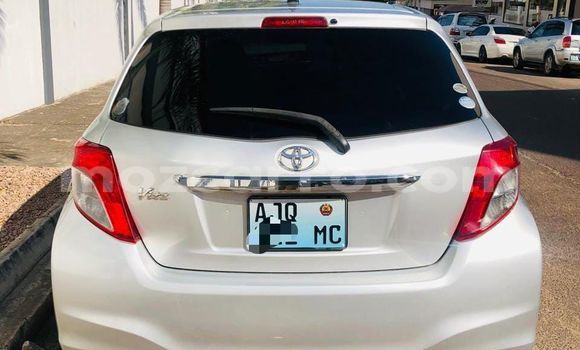 Nunua Ilio tumika Toyota Vitz Fedha Gari ndani ya Maputo nchini Maputo Nunua Ilio tumika Toyota Vitz Fedha Gari ndani ya Maputo nchini Maputo