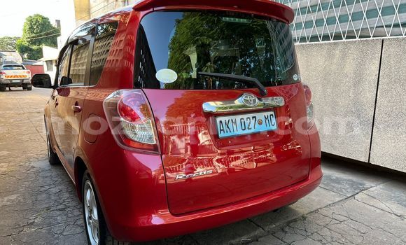 Comprar Usado Toyota Ractis Vermelho Carro em Maputo em Maputo Comprar Usado Toyota Ractis Vermelho Carro em Maputo em Maputo