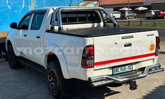 Comprar Usado Toyota Hilux Branco Carro em Maputo em Maputo Comprar Usado Toyota Hilux Branco Carro em Maputo em Maputo
