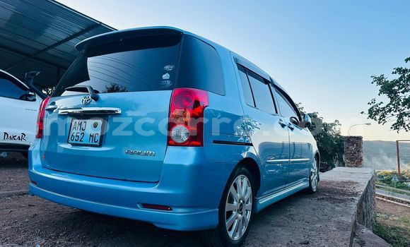 Comprar Novo Toyota Raum Azul Carro em Maputo em Maputo Comprar Novo Toyota Raum Azul Carro em Maputo em Maputo