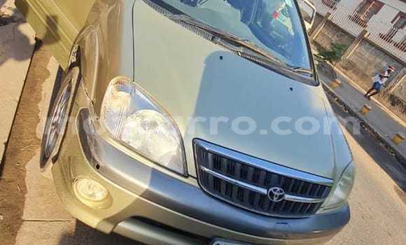 Nunua Ilio tumika Toyota Nadia Nyingine Gari ndani ya Maputo nchini Maputo Nunua Ilio tumika Toyota Nadia Nyingine Gari ndani ya Maputo nchini Maputo