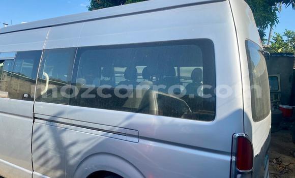 Comprar Usado Toyota Hiace Prata Carro em Maputo em Maputo Comprar Usado Toyota Hiace Prata Carro em Maputo em Maputo