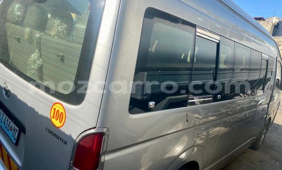 Comprar Usado Toyota Hiace Prata Carro em Maputo em Maputo Comprar Usado Toyota Hiace Prata Carro em Maputo em Maputo