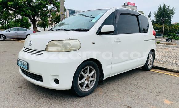Buy Used Toyota Ractis White Car in Maputo in Maputo Buy Used Toyota Ractis White Car in Maputo in Maputo