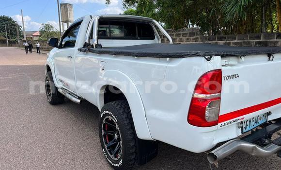 Buy Used Toyota Hilux White Car in Maputo in Maputo Buy Used Toyota Hilux White Car in Maputo in Maputo