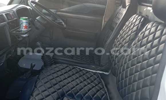 Nunua Ilio tumika Toyota Dyna Nyeupe Gari ndani ya Maputo nchini Maputo Nunua Ilio tumika Toyota Dyna Nyeupe Gari ndani ya Maputo nchini Maputo