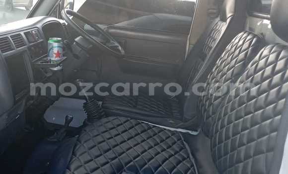 Nunua Ilio tumika Toyota Dyna Nyeupe Gari ndani ya Maputo nchini Maputo Nunua Ilio tumika Toyota Dyna Nyeupe Gari ndani ya Maputo nchini Maputo