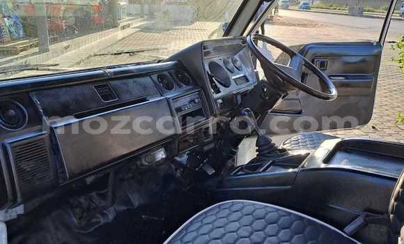 Nunua Ilio tumika Toyota Dyna Nyeupe Gari ndani ya Maputo nchini Maputo Nunua Ilio tumika Toyota Dyna Nyeupe Gari ndani ya Maputo nchini Maputo