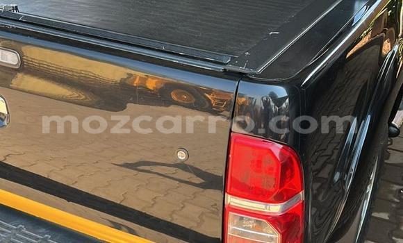 Nunua Ilio tumika Toyota Hilux Nyeusi Gari ndani ya Maputo nchini Maputo Nunua Ilio tumika Toyota Hilux Nyeusi Gari ndani ya Maputo nchini Maputo