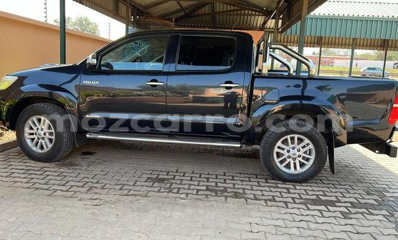Nunua Ilio tumika Toyota Hilux Nyeusi Gari ndani ya Maputo nchini Maputo Nunua Ilio tumika Toyota Hilux Nyeusi Gari ndani ya Maputo nchini Maputo