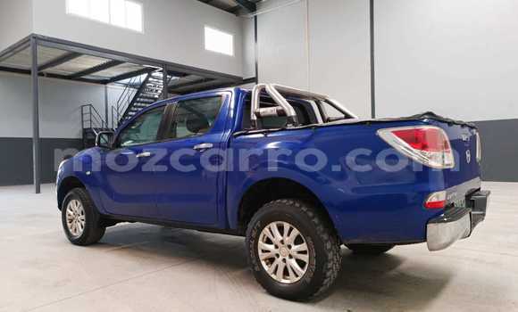 Comprar Usado Mazda BT-50 Azul Carro em Maputo em Maputo Comprar Usado Mazda BT-50 Azul Carro em Maputo em Maputo