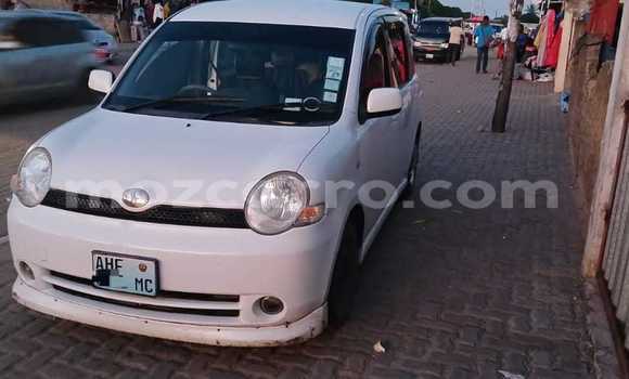 Buy Used Toyota Sienta White Car in Maputo in Maputo Buy Used Toyota Sienta White Car in Maputo in Maputo
