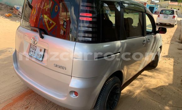 Buy Used Toyota Sienta Silver Car in Maputo in Maputo Buy Used Toyota Sienta Silver Car in Maputo in Maputo