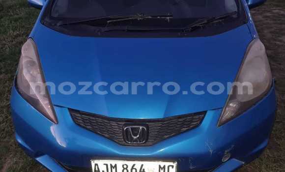 Comprar Usado Honda Fit Azul Carro em Maputo em Maputo