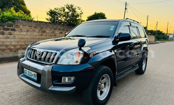 Nunua Mpya Toyota Prado Nyeusi Gari ndani ya Maputo nchini Maputo