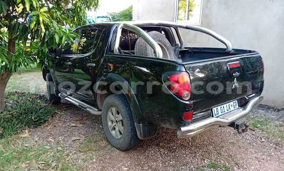 Comprar Usado Mitsubishi L200 Preto Carro em Maputo em Maputo Comprar Usado Mitsubishi L200 Preto Carro em Maputo em Maputo