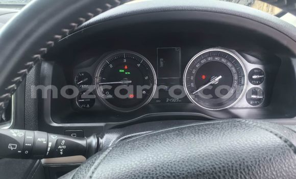 Comprar Novo Toyota Land Cruiser Branco Carro em Maputo em Maputo Comprar Novo Toyota Land Cruiser Branco Carro em Maputo em Maputo