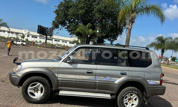 Nunua Ilio tumika Toyota Land Cruiser Prado Brown Gari ndani ya Maputo nchini Maputo Nunua Ilio tumika Toyota Land Cruiser Prado Brown Gari ndani ya Maputo nchini Maputo