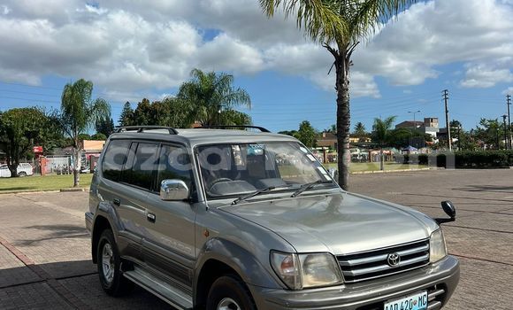 Nunua Ilio tumika Toyota Land Cruiser Prado Brown Gari ndani ya Maputo nchini Maputo Nunua Ilio tumika Toyota Land Cruiser Prado Brown Gari ndani ya Maputo nchini Maputo