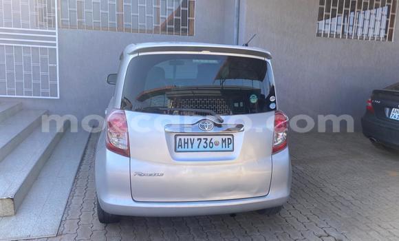 Comprar Usado Toyota Ractis Prata Carro em Maputo em Maputo Comprar Usado Toyota Ractis Prata Carro em Maputo em Maputo