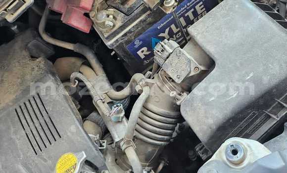 Comprar Usado Toyota Ractis Prata Carro em Maputo em Maputo Comprar Usado Toyota Ractis Prata Carro em Maputo em Maputo