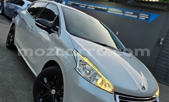 Comprar Usado Peugeot 208 Branco Carro em Maputo em Maputo Comprar Usado Peugeot 208 Branco Carro em Maputo em Maputo